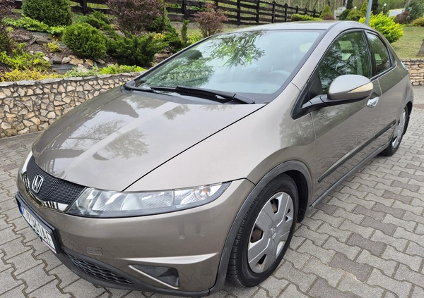 Honda Civic cena 10600 przebieg: 402000, rok produkcji 2006 z Kraków małe 379